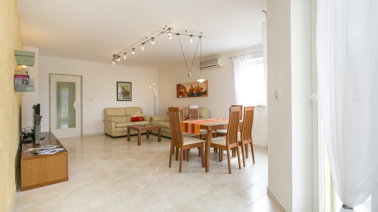 Apartment Jadranka Rabac Eksteriør billede