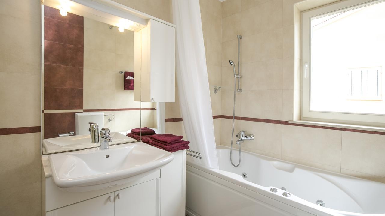 Apartment Jadranka Rabac Eksteriør billede